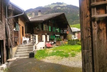 Chalet Building of the 18th century, mixed use