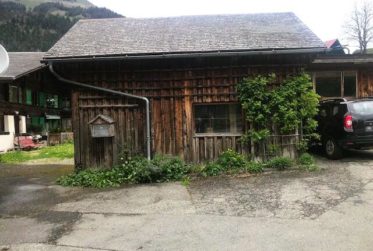 Chalet Building of the 18th century, mixed use